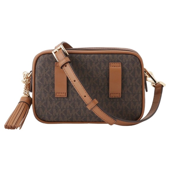 Michael Kors Convertible Logo Belt Bag - Picture 2 of 8